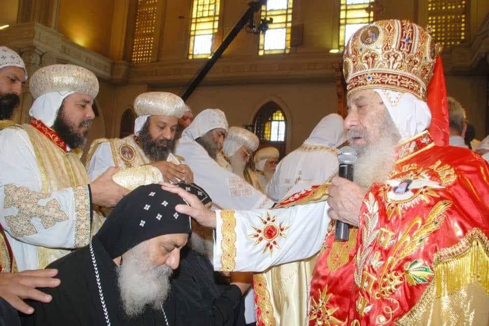 من لحظات السيامة الأسقفية